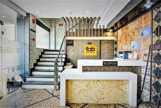Hotel Metro Λάκναου Εξωτερικό φωτογραφία
