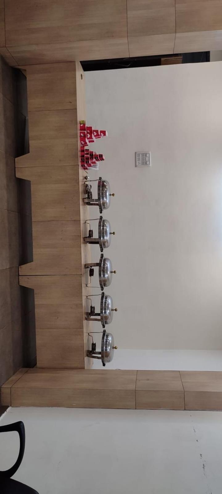 Hotel Metro Λάκναου Εξωτερικό φωτογραφία